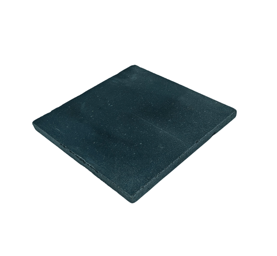 Blauwe Natuursteen 40x40x2,5 cm licht verzoet en getrommeld